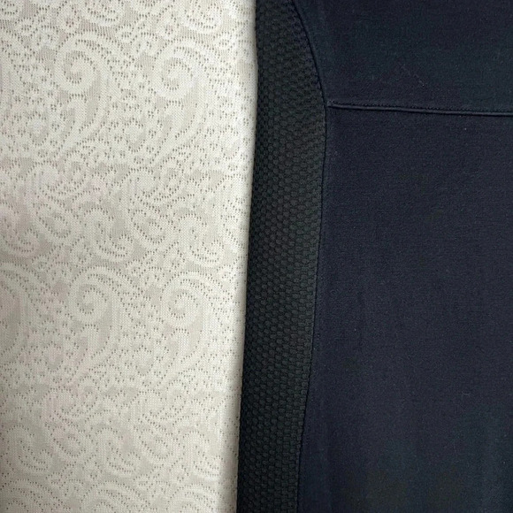 Spanx Women's High Waist Activewear Leggings Black Size L Mesh Side Panels - Picture 5 of 16